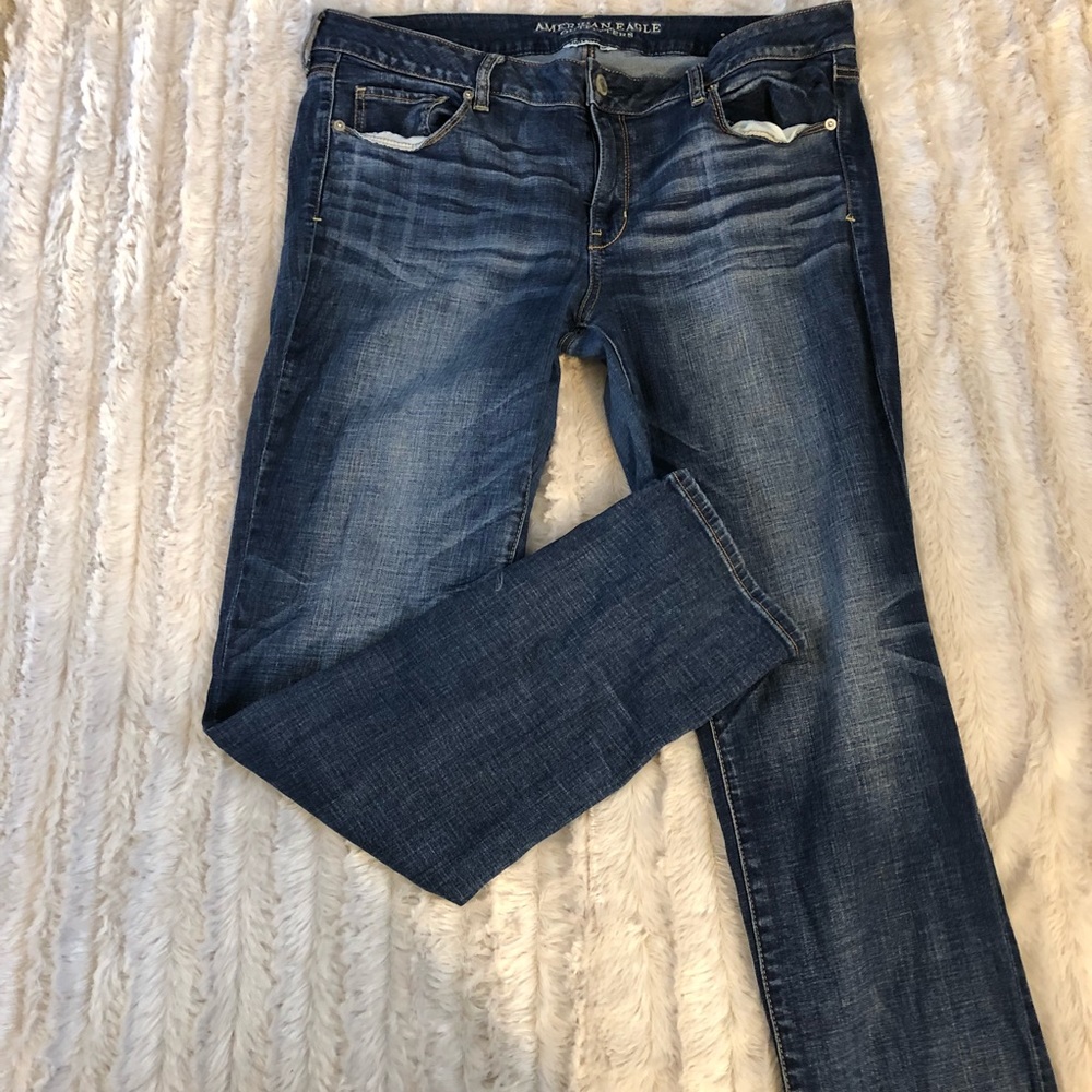 AMERICAN EAGLE SKINNY JEANS